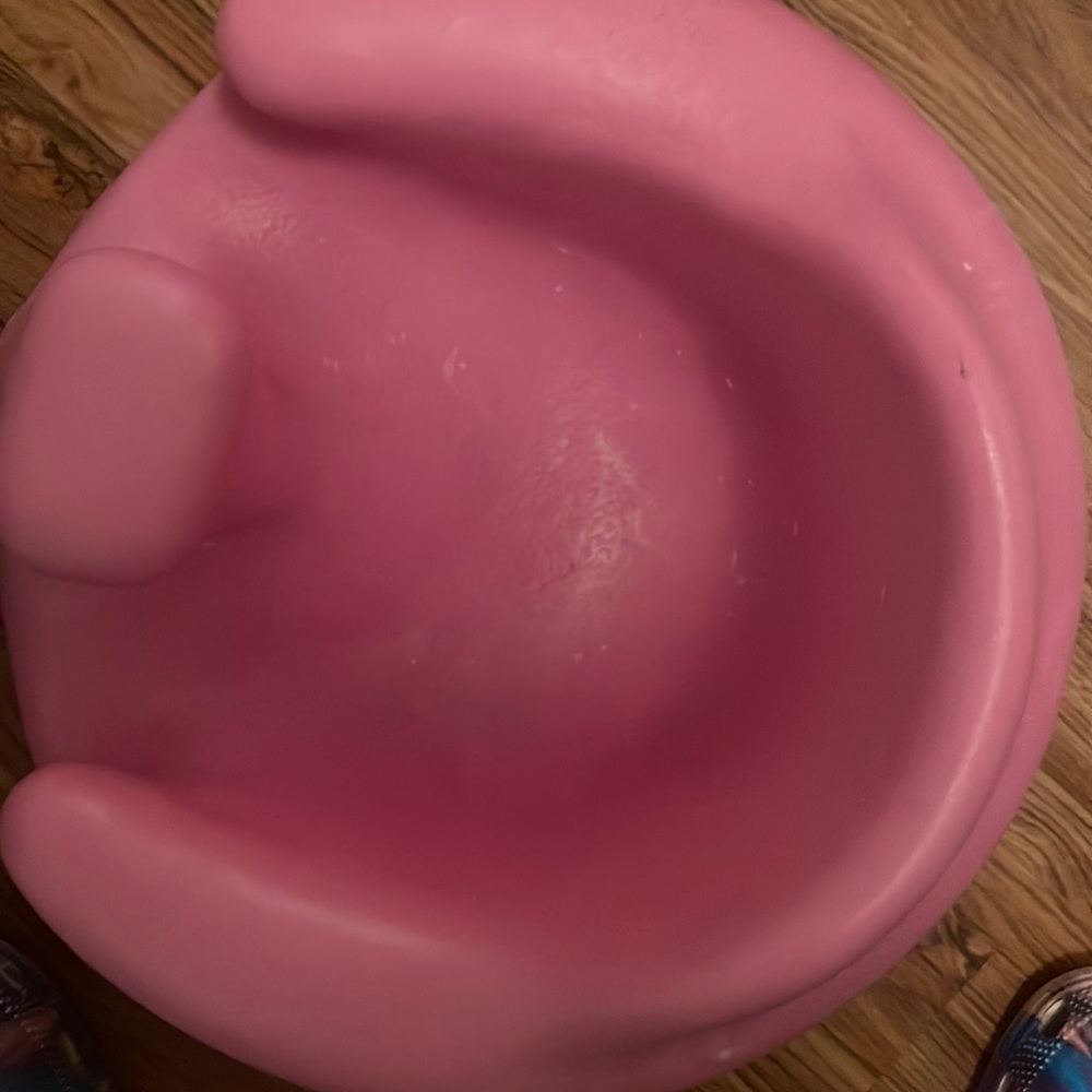 Sitting chair for kids watching tv